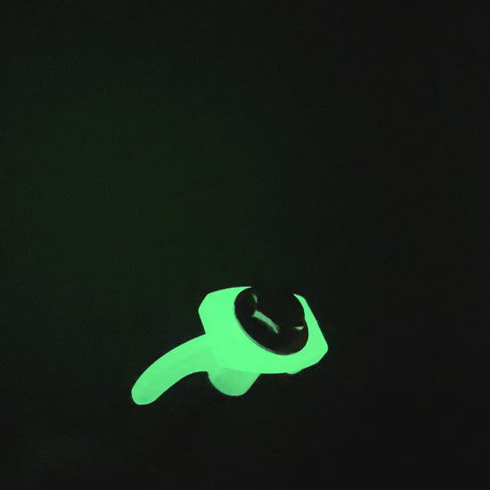 Glow In The Dark Screw Pegs